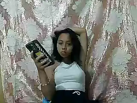 Yours AsianPinayGirl18 online show from 05.02.26