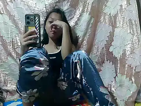 Yours AsianPinayGirl18 online show from 05.24.26