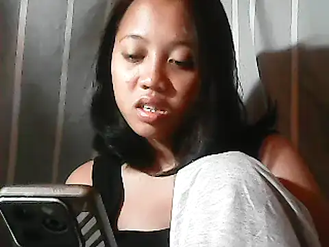 Yours AsianPinayGirl18 online show from 06.15.26