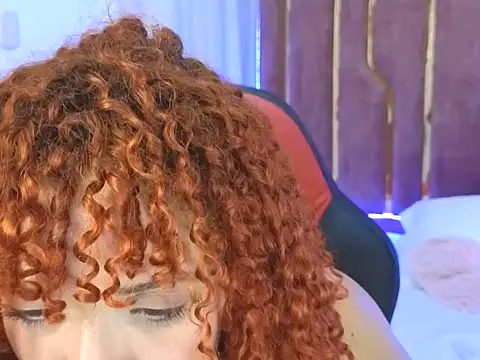 Kiaralovee26 online show from 05.12.26