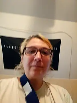 Thatonebinch online show from 05.06.26
