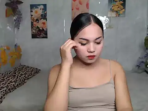 Snapshot of ur_asiankat chatting on 07.20.26 ur asiankat online show from 07.20.26
