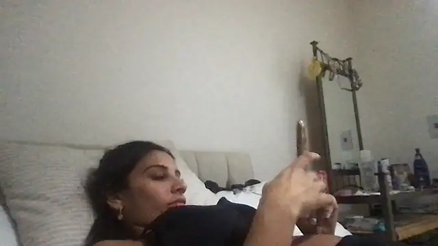 Snapshot of Miss_juicybabes chatting on 05.03.26 Miss juicybabes online show from 05.03.26