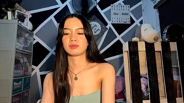DesireePerson online show from 05.05.26