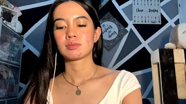 DesireePerson online show from 05.06.26