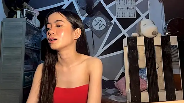 DesireePerson online show from 05.08.26