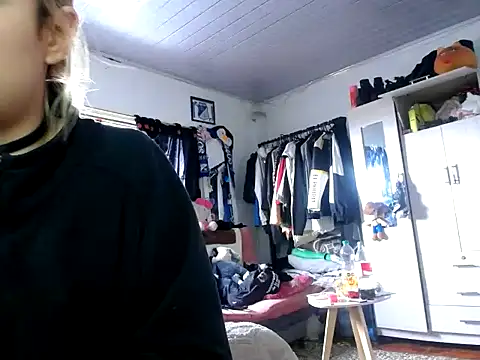 bunnyfoxxd online show from 06.13.26
