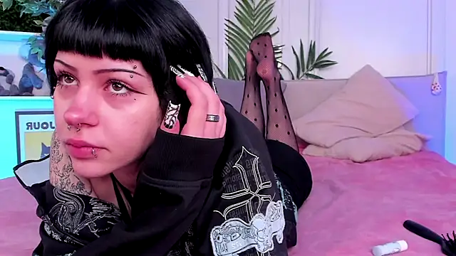 Ashley Alt online show from 07.24.26