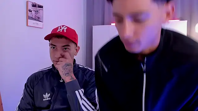 Alejo-and-Thiago online show from 05.04.26