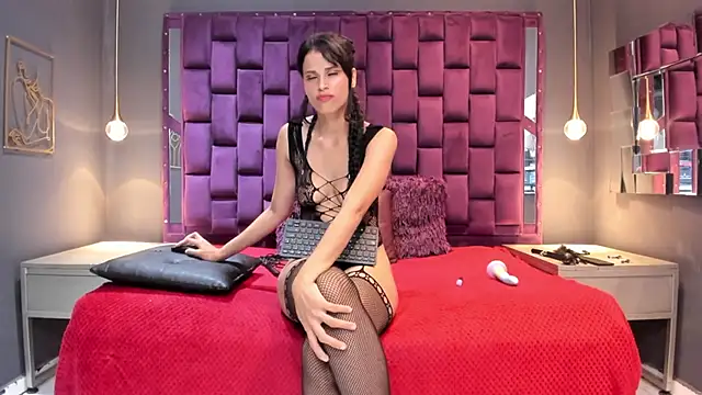 AlesiaLara online show from 06.01.26