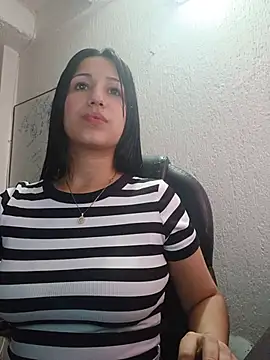 Snapshot of gaby_cute4u chatting on 08.05.26 gaby cute4u online show from 08.05.26