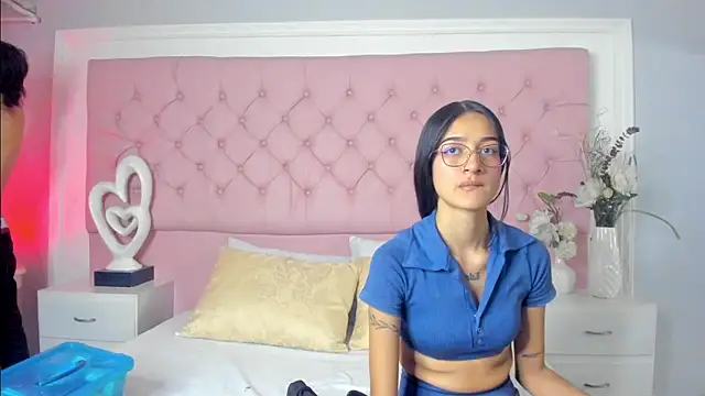 SarahDoll   online show from 05.21.26