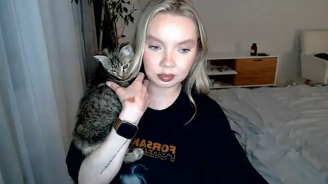 PolinaXXXXXJones online show from 06.05.26