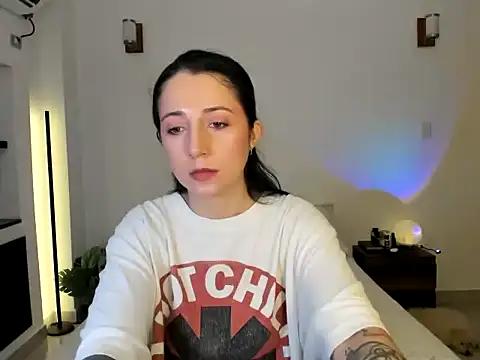 EvangelineLoveee online show from 07.26.26