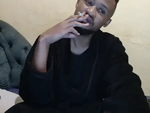 Snapshot of xxTroyX chatting on 06.11.26 xxTroyX online show from 06.11.26