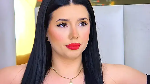 Snapshot of DaisyAmour chatting on 05.14.26 DaisyAmour online show from 05.14.26