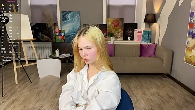 MoonF0xy online show from 05.11.26