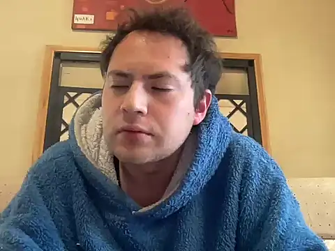 Snapshot of alecsgzz chatting on 07.09.26 alecsgzz online show from 07.09.26