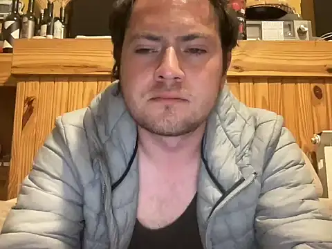 Snapshot of alecsgzz chatting on 07.17.26 alecsgzz online show from 07.17.26