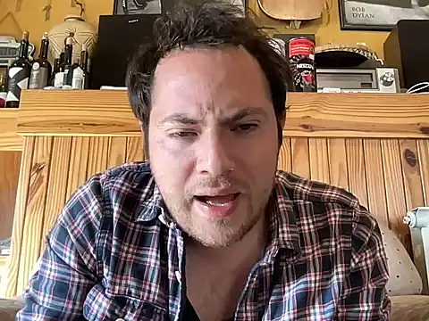 Snapshot of alecsgzz chatting on 07.18.26 alecsgzz online show from 07.18.26