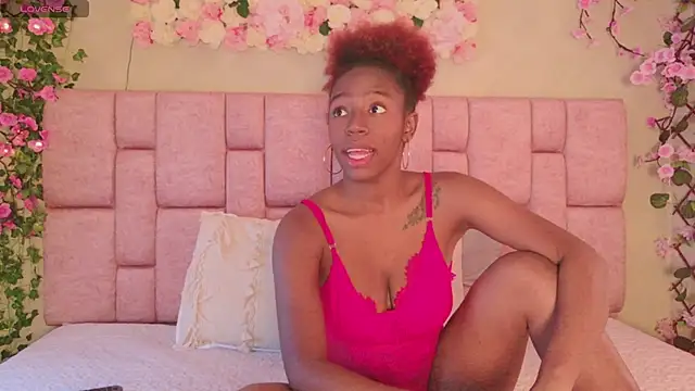 TiffanyEbony  online show from 05.11.26