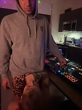 ArielDawn online show from 08.02.26