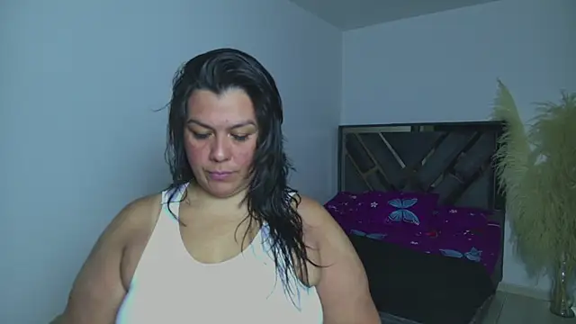 Snapshot of Martina_Foxy01 chatting on 05.15.26 Martina Foxy01 online show from 05.15.26
