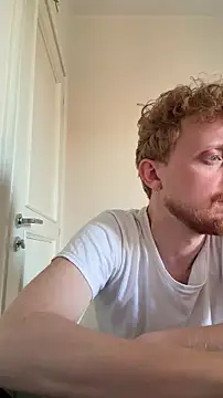 Snapshot of Red_dragon94 chatting on 06.11.26 Red dragon94 online show from 06.11.26