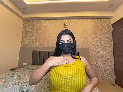 Snapshot of Miss_Heer chatting on 08.04.26 Miss Heer online show from 08.04.26