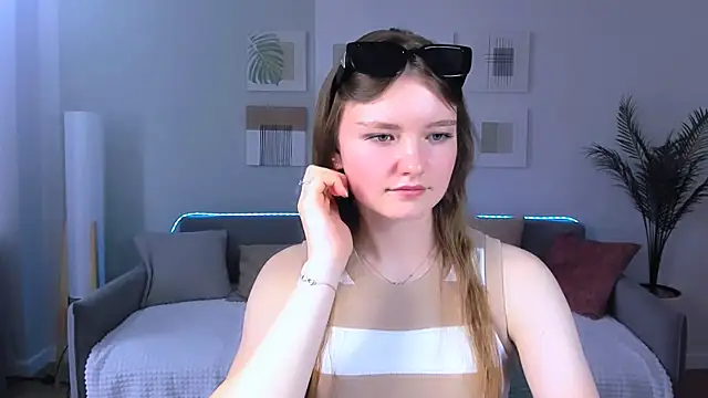 LookEva online show from 06.24.26