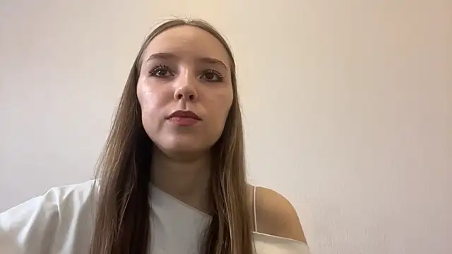 QueenBalensiefen online show from 05.06.26