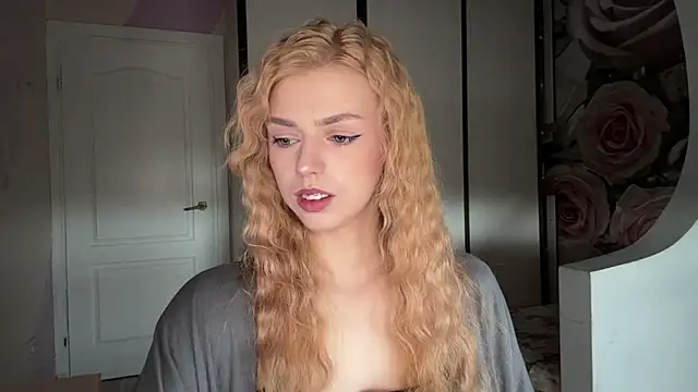 ScarlettRosy online show from 05.10.26