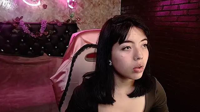 Abril gap online show from 06.10.26