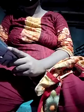 indian-couple9 online show from 05.28.26