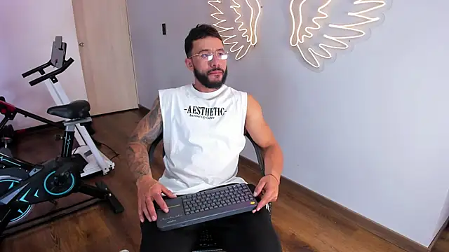 Axel power  online show from 05.09.26