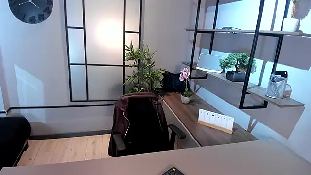Spencerwhite  online show from 05.09.26