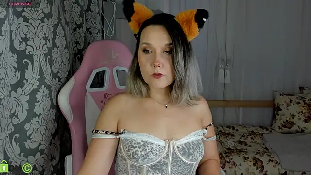 Nikki Mi1k online show from 07.28.26