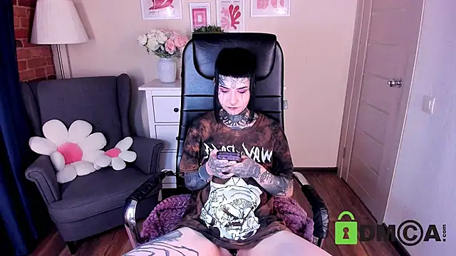 Bloood  Mary online show from 05.10.26