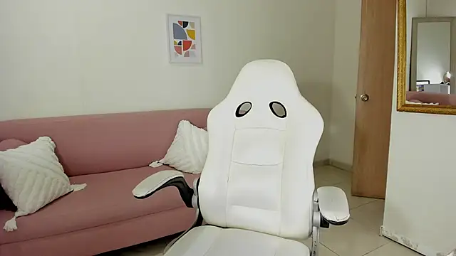 Nana MoonLight online show from 05.09.26