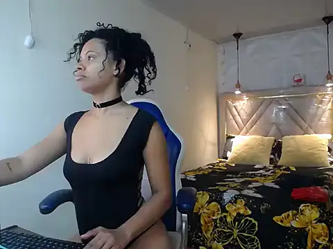 lianh benett  online show from 05.08.26