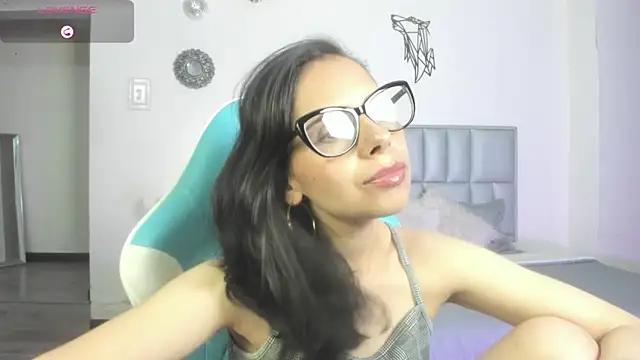 Shanttal queen online show from 06.12.26