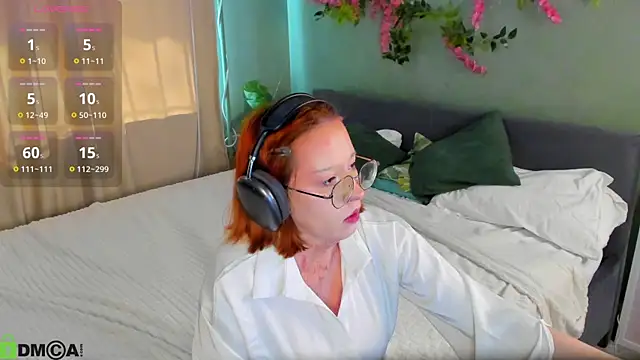 Maya foxy online show from 06.05.26