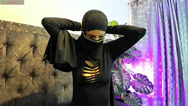 Anaan 01 online show from 06.25.26