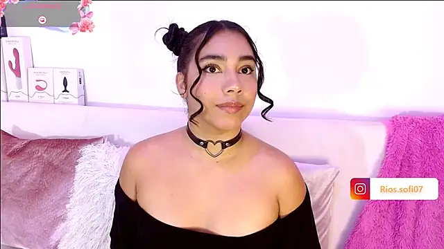  Sofi Rios  online show from 05.10.26