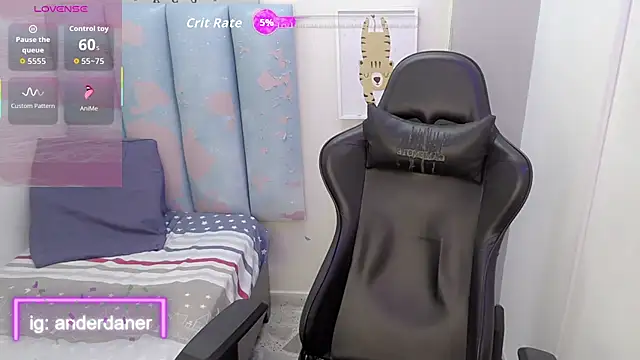 Snapshot of liam_play chatting on 06.19.26 liam play online show from 06.19.26