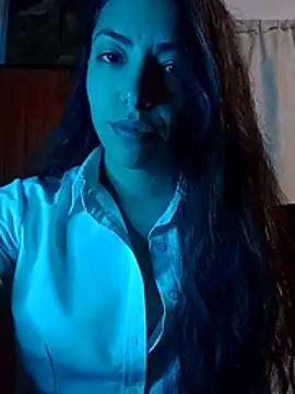 Snapshot of CasiTuya chatting on 06.24.26 CasiTuya online show from 06.24.26