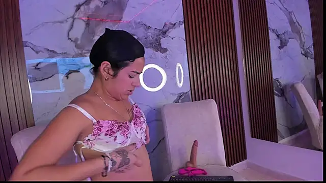 GabyHott  online show from 06.29.26