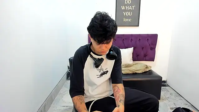 Favpussyboy online show from 05.09.26