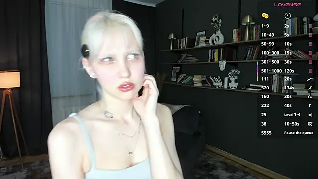 DelorisDetrich online show from 05.09.26
