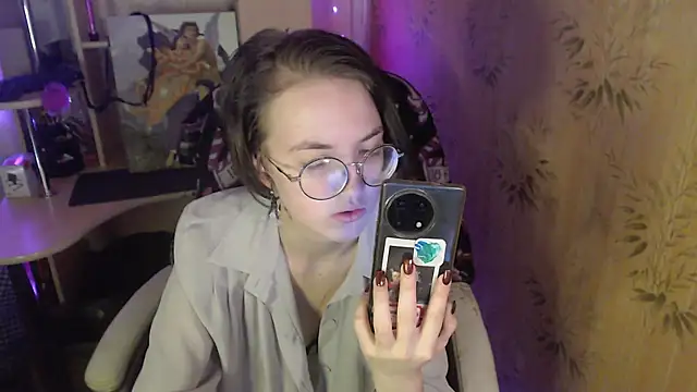 Alessa Kiss online show from 05.23.26